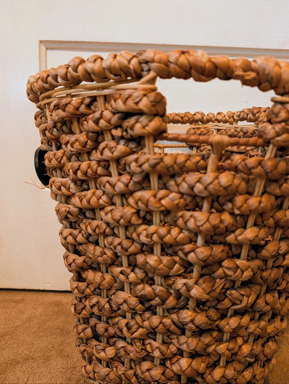 Storage Basket Chunky Thick Braid Texture Built-In Handles Hand-Woven